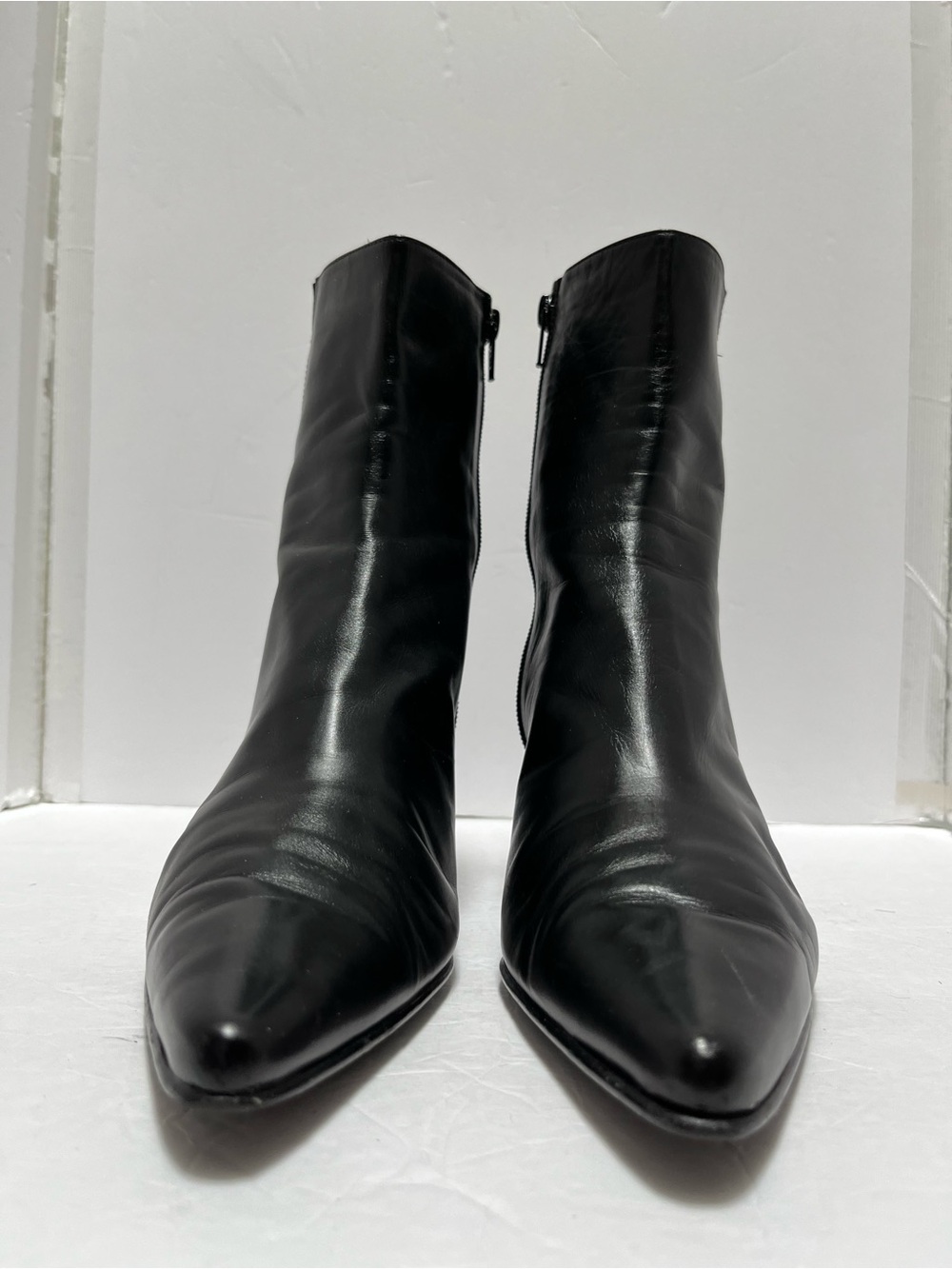 Stuart Weitzman Black Leather Ankle Boots size 11